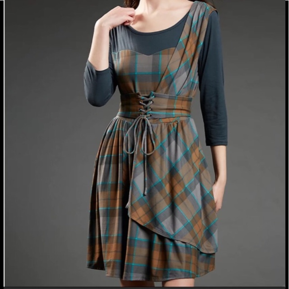 NWT Hot Topic Outlander Plaid Cincher Dresses Sizes L, XL, 2X